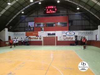 
<a style='margin-left: 5px;' class='btn btn-xs btn-social btn-facebook' href='https://www.facebook.com/sharer/sharer.php?u=https://www.boladovale.com.br/imgs/800-800-90/conteudo/fotos/1779/img2727.jpg' rel='popup' data-width='500' data-height='400'><i class='fa fa-facebook'></i>Compartilhar <span class='hidden-xs'>no Facebook</span>
</a> 
<a class='btn btn-default btn-xs' target='_blank' href='imgs/800-800-90/conteudo/fotos/1779/img2727.jpg'>
<span class='glyphicon glyphicon-cloud-download'></span> Salvar
</a> 
<span></span>