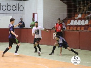 
<a style='margin-left: 5px;' class='btn btn-xs btn-social btn-facebook' href='https://www.facebook.com/sharer/sharer.php?u=https://www.boladovale.com.br/imgs/800-800-90/conteudo/fotos/1779/img2762.jpg' rel='popup' data-width='500' data-height='400'><i class='fa fa-facebook'></i>Compartilhar <span class='hidden-xs'>no Facebook</span>
</a> 
<a class='btn btn-default btn-xs' target='_blank' href='imgs/800-800-90/conteudo/fotos/1779/img2762.jpg'>
<span class='glyphicon glyphicon-cloud-download'></span> Salvar
</a> 
<span></span>