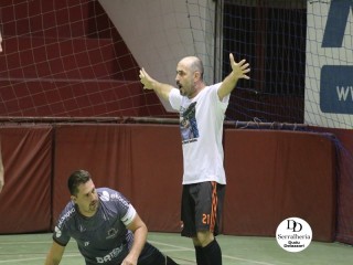 
<a style='margin-left: 5px;' class='btn btn-xs btn-social btn-facebook' href='https://www.facebook.com/sharer/sharer.php?u=https://www.boladovale.com.br/imgs/800-800-90/conteudo/fotos/1779/img2773.jpg' rel='popup' data-width='500' data-height='400'><i class='fa fa-facebook'></i>Compartilhar <span class='hidden-xs'>no Facebook</span>
</a> 
<a class='btn btn-default btn-xs' target='_blank' href='imgs/800-800-90/conteudo/fotos/1779/img2773.jpg'>
<span class='glyphicon glyphicon-cloud-download'></span> Salvar
</a> 
<span></span>