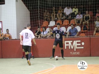 
<a style='margin-left: 5px;' class='btn btn-xs btn-social btn-facebook' href='https://www.facebook.com/sharer/sharer.php?u=https://www.boladovale.com.br/imgs/800-800-90/conteudo/fotos/1779/img2831.jpg' rel='popup' data-width='500' data-height='400'><i class='fa fa-facebook'></i>Compartilhar <span class='hidden-xs'>no Facebook</span>
</a> 
<a class='btn btn-default btn-xs' target='_blank' href='imgs/800-800-90/conteudo/fotos/1779/img2831.jpg'>
<span class='glyphicon glyphicon-cloud-download'></span> Salvar
</a> 
<span></span>