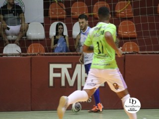 
<a style='margin-left: 5px;' class='btn btn-xs btn-social btn-facebook' href='https://www.facebook.com/sharer/sharer.php?u=https://www.boladovale.com.br/imgs/800-800-90/conteudo/fotos/1780/img2871.jpg' rel='popup' data-width='500' data-height='400'><i class='fa fa-facebook'></i>Compartilhar <span class='hidden-xs'>no Facebook</span>
</a> 
<a class='btn btn-default btn-xs' target='_blank' href='imgs/800-800-90/conteudo/fotos/1780/img2871.jpg'>
<span class='glyphicon glyphicon-cloud-download'></span> Salvar
</a> 
<span></span>