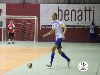 
<a style='margin-left: 5px;' class='btn btn-xs btn-social btn-facebook' href='https://www.facebook.com/sharer/sharer.php?u=https://www.boladovale.com.br/imgs/800-800-90/conteudo/fotos/1780/img2956.jpg' rel='popup' data-width='500' data-height='400'><i class='fa fa-facebook'></i>Compartilhar <span class='hidden-xs'>no Facebook</span>
</a> 
<a class='btn btn-default btn-xs' target='_blank' href='imgs/800-800-90/conteudo/fotos/1780/img2956.jpg'>
<span class='glyphicon glyphicon-cloud-download'></span> Salvar
</a> 
<span></span>