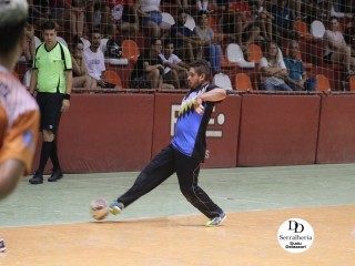 
<a style='margin-left: 5px;' class='btn btn-xs btn-social btn-facebook' href='https://www.facebook.com/sharer/sharer.php?u=https://www.boladovale.com.br/imgs/800-800-90/conteudo/fotos/1781/img2998.jpg' rel='popup' data-width='500' data-height='400'><i class='fa fa-facebook'></i>Compartilhar <span class='hidden-xs'>no Facebook</span>
</a> 
<a class='btn btn-default btn-xs' target='_blank' href='imgs/800-800-90/conteudo/fotos/1781/img2998.jpg'>
<span class='glyphicon glyphicon-cloud-download'></span> Salvar
</a> 
<span></span>