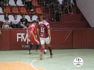 
<a style='margin-left: 5px;' class='btn btn-xs btn-social btn-facebook' href='https://www.facebook.com/sharer/sharer.php?u=https://www.boladovale.com.br/imgs/800-800-90/conteudo/fotos/1782/img3022.jpg' rel='popup' data-width='500' data-height='400'><i class='fa fa-facebook'></i>Compartilhar <span class='hidden-xs'>no Facebook</span>
</a> 
<a class='btn btn-default btn-xs' target='_blank' href='imgs/800-800-90/conteudo/fotos/1782/img3022.jpg'>
<span class='glyphicon glyphicon-cloud-download'></span> Salvar
</a> 
<span></span>