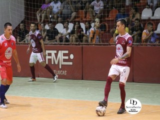 
<a style='margin-left: 5px;' class='btn btn-xs btn-social btn-facebook' href='https://www.facebook.com/sharer/sharer.php?u=https://www.boladovale.com.br/imgs/800-800-90/conteudo/fotos/1782/img3038.jpg' rel='popup' data-width='500' data-height='400'><i class='fa fa-facebook'></i>Compartilhar <span class='hidden-xs'>no Facebook</span>
</a> 
<a class='btn btn-default btn-xs' target='_blank' href='imgs/800-800-90/conteudo/fotos/1782/img3038.jpg'>
<span class='glyphicon glyphicon-cloud-download'></span> Salvar
</a> 
<span></span>