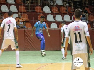 
<a style='margin-left: 5px;' class='btn btn-xs btn-social btn-facebook' href='https://www.facebook.com/sharer/sharer.php?u=https://www.boladovale.com.br/imgs/800-800-90/conteudo/fotos/1783/img3105.jpg' rel='popup' data-width='500' data-height='400'><i class='fa fa-facebook'></i>Compartilhar <span class='hidden-xs'>no Facebook</span>
</a> 
<a class='btn btn-default btn-xs' target='_blank' href='imgs/800-800-90/conteudo/fotos/1783/img3105.jpg'>
<span class='glyphicon glyphicon-cloud-download'></span> Salvar
</a> 
<span></span>