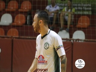 
<a style='margin-left: 5px;' class='btn btn-xs btn-social btn-facebook' href='https://www.facebook.com/sharer/sharer.php?u=https://www.boladovale.com.br/imgs/800-800-90/conteudo/fotos/1783/img3142.jpg' rel='popup' data-width='500' data-height='400'><i class='fa fa-facebook'></i>Compartilhar <span class='hidden-xs'>no Facebook</span>
</a> 
<a class='btn btn-default btn-xs' target='_blank' href='imgs/800-800-90/conteudo/fotos/1783/img3142.jpg'>
<span class='glyphicon glyphicon-cloud-download'></span> Salvar
</a> 
<span></span>