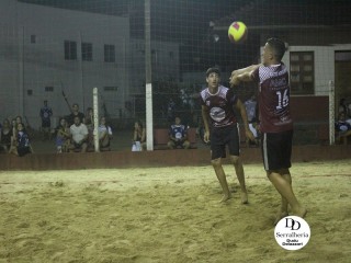 
<a style='margin-left: 5px;' class='btn btn-xs btn-social btn-facebook' href='https://www.facebook.com/sharer/sharer.php?u=https://www.boladovale.com.br/imgs/800-800-90/conteudo/fotos/1784/img1981.jpg' rel='popup' data-width='500' data-height='400'><i class='fa fa-facebook'></i>Compartilhar <span class='hidden-xs'>no Facebook</span>
</a> 
<a class='btn btn-default btn-xs' target='_blank' href='imgs/800-800-90/conteudo/fotos/1784/img1981.jpg'>
<span class='glyphicon glyphicon-cloud-download'></span> Salvar
</a> 
<span></span>