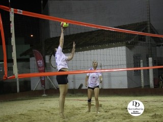 
<a style='margin-left: 5px;' class='btn btn-xs btn-social btn-facebook' href='https://www.facebook.com/sharer/sharer.php?u=https://www.boladovale.com.br/imgs/800-800-90/conteudo/fotos/1784/img2821.jpg' rel='popup' data-width='500' data-height='400'><i class='fa fa-facebook'></i>Compartilhar <span class='hidden-xs'>no Facebook</span>
</a> 
<a class='btn btn-default btn-xs' target='_blank' href='imgs/800-800-90/conteudo/fotos/1784/img2821.jpg'>
<span class='glyphicon glyphicon-cloud-download'></span> Salvar
</a> 
<span></span>