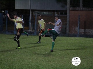 
<a style='margin-left: 5px;' class='btn btn-xs btn-social btn-facebook' href='https://www.facebook.com/sharer/sharer.php?u=https://www.boladovale.com.br/imgs/800-800-90/conteudo/fotos/1785/img2260.jpg' rel='popup' data-width='500' data-height='400'><i class='fa fa-facebook'></i>Compartilhar <span class='hidden-xs'>no Facebook</span>
</a> 
<a class='btn btn-default btn-xs' target='_blank' href='imgs/800-800-90/conteudo/fotos/1785/img2260.jpg'>
<span class='glyphicon glyphicon-cloud-download'></span> Salvar
</a> 
<span></span>