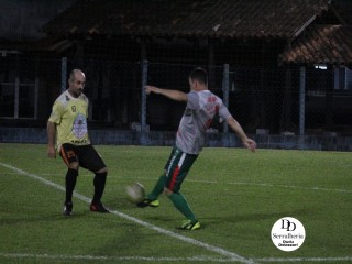 
<a style='margin-left: 5px;' class='btn btn-xs btn-social btn-facebook' href='https://www.facebook.com/sharer/sharer.php?u=https://www.boladovale.com.br/imgs/800-800-90/conteudo/fotos/1785/img2262.jpg' rel='popup' data-width='500' data-height='400'><i class='fa fa-facebook'></i>Compartilhar <span class='hidden-xs'>no Facebook</span>
</a> 
<a class='btn btn-default btn-xs' target='_blank' href='imgs/800-800-90/conteudo/fotos/1785/img2262.jpg'>
<span class='glyphicon glyphicon-cloud-download'></span> Salvar
</a> 
<span></span>