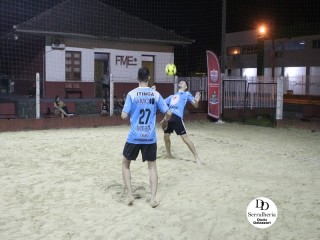 
<a style='margin-left: 5px;' class='btn btn-xs btn-social btn-facebook' href='https://www.facebook.com/sharer/sharer.php?u=https://www.boladovale.com.br/imgs/800-800-90/conteudo/fotos/1786/img3153.jpg' rel='popup' data-width='500' data-height='400'><i class='fa fa-facebook'></i>Compartilhar <span class='hidden-xs'>no Facebook</span>
</a> 
<a class='btn btn-default btn-xs' target='_blank' href='imgs/800-800-90/conteudo/fotos/1786/img3153.jpg'>
<span class='glyphicon glyphicon-cloud-download'></span> Salvar
</a> 
<span></span>