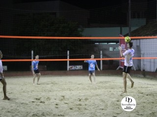 
<a style='margin-left: 5px;' class='btn btn-xs btn-social btn-facebook' href='https://www.facebook.com/sharer/sharer.php?u=https://www.boladovale.com.br/imgs/800-800-90/conteudo/fotos/1786/img3178.jpg' rel='popup' data-width='500' data-height='400'><i class='fa fa-facebook'></i>Compartilhar <span class='hidden-xs'>no Facebook</span>
</a> 
<a class='btn btn-default btn-xs' target='_blank' href='imgs/800-800-90/conteudo/fotos/1786/img3178.jpg'>
<span class='glyphicon glyphicon-cloud-download'></span> Salvar
</a> 
<span></span>