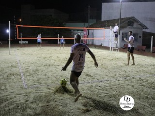 
<a style='margin-left: 5px;' class='btn btn-xs btn-social btn-facebook' href='https://www.facebook.com/sharer/sharer.php?u=https://www.boladovale.com.br/imgs/800-800-90/conteudo/fotos/1786/img3184.jpg' rel='popup' data-width='500' data-height='400'><i class='fa fa-facebook'></i>Compartilhar <span class='hidden-xs'>no Facebook</span>
</a> 
<a class='btn btn-default btn-xs' target='_blank' href='imgs/800-800-90/conteudo/fotos/1786/img3184.jpg'>
<span class='glyphicon glyphicon-cloud-download'></span> Salvar
</a> 
<span></span>