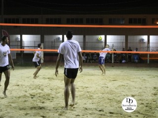 
<a style='margin-left: 5px;' class='btn btn-xs btn-social btn-facebook' href='https://www.facebook.com/sharer/sharer.php?u=https://www.boladovale.com.br/imgs/800-800-90/conteudo/fotos/1786/img3296.jpg' rel='popup' data-width='500' data-height='400'><i class='fa fa-facebook'></i>Compartilhar <span class='hidden-xs'>no Facebook</span>
</a> 
<a class='btn btn-default btn-xs' target='_blank' href='imgs/800-800-90/conteudo/fotos/1786/img3296.jpg'>
<span class='glyphicon glyphicon-cloud-download'></span> Salvar
</a> 
<span></span>