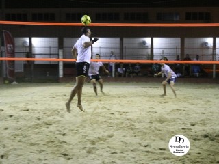 
<a style='margin-left: 5px;' class='btn btn-xs btn-social btn-facebook' href='https://www.facebook.com/sharer/sharer.php?u=https://www.boladovale.com.br/imgs/800-800-90/conteudo/fotos/1786/img3301.jpg' rel='popup' data-width='500' data-height='400'><i class='fa fa-facebook'></i>Compartilhar <span class='hidden-xs'>no Facebook</span>
</a> 
<a class='btn btn-default btn-xs' target='_blank' href='imgs/800-800-90/conteudo/fotos/1786/img3301.jpg'>
<span class='glyphicon glyphicon-cloud-download'></span> Salvar
</a> 
<span></span>