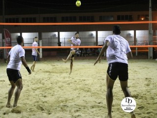 
<a style='margin-left: 5px;' class='btn btn-xs btn-social btn-facebook' href='https://www.facebook.com/sharer/sharer.php?u=https://www.boladovale.com.br/imgs/800-800-90/conteudo/fotos/1786/img3310.jpg' rel='popup' data-width='500' data-height='400'><i class='fa fa-facebook'></i>Compartilhar <span class='hidden-xs'>no Facebook</span>
</a> 
<a class='btn btn-default btn-xs' target='_blank' href='imgs/800-800-90/conteudo/fotos/1786/img3310.jpg'>
<span class='glyphicon glyphicon-cloud-download'></span> Salvar
</a> 
<span></span>