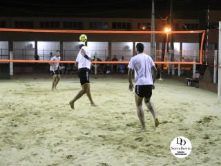 
<a style='margin-left: 5px;' class='btn btn-xs btn-social btn-facebook' href='https://www.facebook.com/sharer/sharer.php?u=https://www.boladovale.com.br/imgs/800-800-90/conteudo/fotos/1786/img3312.jpg' rel='popup' data-width='500' data-height='400'><i class='fa fa-facebook'></i>Compartilhar <span class='hidden-xs'>no Facebook</span>
</a> 
<a class='btn btn-default btn-xs' target='_blank' href='imgs/800-800-90/conteudo/fotos/1786/img3312.jpg'>
<span class='glyphicon glyphicon-cloud-download'></span> Salvar
</a> 
<span></span>