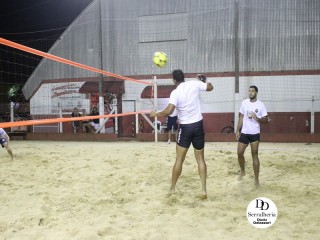 
<a style='margin-left: 5px;' class='btn btn-xs btn-social btn-facebook' href='https://www.facebook.com/sharer/sharer.php?u=https://www.boladovale.com.br/imgs/800-800-90/conteudo/fotos/1786/img3315.jpg' rel='popup' data-width='500' data-height='400'><i class='fa fa-facebook'></i>Compartilhar <span class='hidden-xs'>no Facebook</span>
</a> 
<a class='btn btn-default btn-xs' target='_blank' href='imgs/800-800-90/conteudo/fotos/1786/img3315.jpg'>
<span class='glyphicon glyphicon-cloud-download'></span> Salvar
</a> 
<span></span>