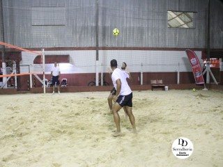 
<a style='margin-left: 5px;' class='btn btn-xs btn-social btn-facebook' href='https://www.facebook.com/sharer/sharer.php?u=https://www.boladovale.com.br/imgs/800-800-90/conteudo/fotos/1786/img3317.jpg' rel='popup' data-width='500' data-height='400'><i class='fa fa-facebook'></i>Compartilhar <span class='hidden-xs'>no Facebook</span>
</a> 
<a class='btn btn-default btn-xs' target='_blank' href='imgs/800-800-90/conteudo/fotos/1786/img3317.jpg'>
<span class='glyphicon glyphicon-cloud-download'></span> Salvar
</a> 
<span></span>