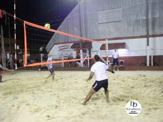 
<a style='margin-left: 5px;' class='btn btn-xs btn-social btn-facebook' href='https://www.facebook.com/sharer/sharer.php?u=https://www.boladovale.com.br/imgs/800-800-90/conteudo/fotos/1786/img3321.jpg' rel='popup' data-width='500' data-height='400'><i class='fa fa-facebook'></i>Compartilhar <span class='hidden-xs'>no Facebook</span>
</a> 
<a class='btn btn-default btn-xs' target='_blank' href='imgs/800-800-90/conteudo/fotos/1786/img3321.jpg'>
<span class='glyphicon glyphicon-cloud-download'></span> Salvar
</a> 
<span></span>