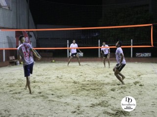 
<a style='margin-left: 5px;' class='btn btn-xs btn-social btn-facebook' href='https://www.facebook.com/sharer/sharer.php?u=https://www.boladovale.com.br/imgs/800-800-90/conteudo/fotos/1786/img3341.jpg' rel='popup' data-width='500' data-height='400'><i class='fa fa-facebook'></i>Compartilhar <span class='hidden-xs'>no Facebook</span>
</a> 
<a class='btn btn-default btn-xs' target='_blank' href='imgs/800-800-90/conteudo/fotos/1786/img3341.jpg'>
<span class='glyphicon glyphicon-cloud-download'></span> Salvar
</a> 
<span></span>