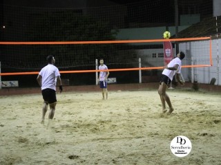 
<a style='margin-left: 5px;' class='btn btn-xs btn-social btn-facebook' href='https://www.facebook.com/sharer/sharer.php?u=https://www.boladovale.com.br/imgs/800-800-90/conteudo/fotos/1786/img3362.jpg' rel='popup' data-width='500' data-height='400'><i class='fa fa-facebook'></i>Compartilhar <span class='hidden-xs'>no Facebook</span>
</a> 
<a class='btn btn-default btn-xs' target='_blank' href='imgs/800-800-90/conteudo/fotos/1786/img3362.jpg'>
<span class='glyphicon glyphicon-cloud-download'></span> Salvar
</a> 
<span></span>