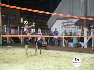 
<a style='margin-left: 5px;' class='btn btn-xs btn-social btn-facebook' href='https://www.facebook.com/sharer/sharer.php?u=https://www.boladovale.com.br/imgs/800-800-90/conteudo/fotos/1786/img3603.jpg' rel='popup' data-width='500' data-height='400'><i class='fa fa-facebook'></i>Compartilhar <span class='hidden-xs'>no Facebook</span>
</a> 
<a class='btn btn-default btn-xs' target='_blank' href='imgs/800-800-90/conteudo/fotos/1786/img3603.jpg'>
<span class='glyphicon glyphicon-cloud-download'></span> Salvar
</a> 
<span></span>