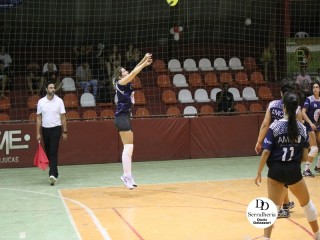 
<a style='margin-left: 5px;' class='btn btn-xs btn-social btn-facebook' href='https://www.facebook.com/sharer/sharer.php?u=https://www.boladovale.com.br/imgs/800-800-90/conteudo/fotos/1787/img3208.jpg' rel='popup' data-width='500' data-height='400'><i class='fa fa-facebook'></i>Compartilhar <span class='hidden-xs'>no Facebook</span>
</a> 
<a class='btn btn-default btn-xs' target='_blank' href='imgs/800-800-90/conteudo/fotos/1787/img3208.jpg'>
<span class='glyphicon glyphicon-cloud-download'></span> Salvar
</a> 
<span></span>