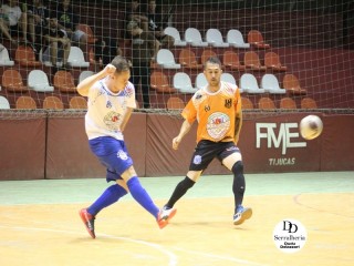 
<a style='margin-left: 5px;' class='btn btn-xs btn-social btn-facebook' href='https://www.facebook.com/sharer/sharer.php?u=https://www.boladovale.com.br/imgs/800-800-90/conteudo/fotos/1788/img2301.jpg' rel='popup' data-width='500' data-height='400'><i class='fa fa-facebook'></i>Compartilhar <span class='hidden-xs'>no Facebook</span>
</a> 
<a class='btn btn-default btn-xs' target='_blank' href='imgs/800-800-90/conteudo/fotos/1788/img2301.jpg'>
<span class='glyphicon glyphicon-cloud-download'></span> Salvar
</a> 
<span></span>