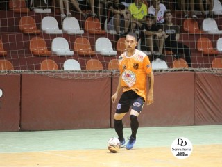 
<a style='margin-left: 5px;' class='btn btn-xs btn-social btn-facebook' href='https://www.facebook.com/sharer/sharer.php?u=https://www.boladovale.com.br/imgs/800-800-90/conteudo/fotos/1788/img2328.jpg' rel='popup' data-width='500' data-height='400'><i class='fa fa-facebook'></i>Compartilhar <span class='hidden-xs'>no Facebook</span>
</a> 
<a class='btn btn-default btn-xs' target='_blank' href='imgs/800-800-90/conteudo/fotos/1788/img2328.jpg'>
<span class='glyphicon glyphicon-cloud-download'></span> Salvar
</a> 
<span></span>