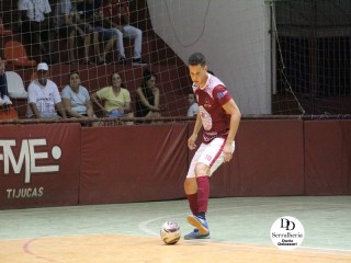 
<a style='margin-left: 5px;' class='btn btn-xs btn-social btn-facebook' href='https://www.facebook.com/sharer/sharer.php?u=https://www.boladovale.com.br/imgs/800-800-90/conteudo/fotos/1790/img2480.jpg' rel='popup' data-width='500' data-height='400'><i class='fa fa-facebook'></i>Compartilhar <span class='hidden-xs'>no Facebook</span>
</a> 
<a class='btn btn-default btn-xs' target='_blank' href='imgs/800-800-90/conteudo/fotos/1790/img2480.jpg'>
<span class='glyphicon glyphicon-cloud-download'></span> Salvar
</a> 
<span></span>