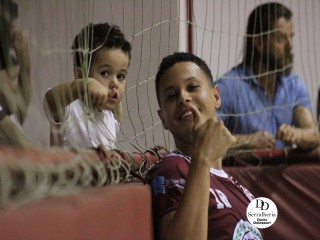 
<a style='margin-left: 5px;' class='btn btn-xs btn-social btn-facebook' href='https://www.facebook.com/sharer/sharer.php?u=https://www.boladovale.com.br/imgs/800-800-90/conteudo/fotos/1790/img2554.jpg' rel='popup' data-width='500' data-height='400'><i class='fa fa-facebook'></i>Compartilhar <span class='hidden-xs'>no Facebook</span>
</a> 
<a class='btn btn-default btn-xs' target='_blank' href='imgs/800-800-90/conteudo/fotos/1790/img2554.jpg'>
<span class='glyphicon glyphicon-cloud-download'></span> Salvar
</a> 
<span></span>