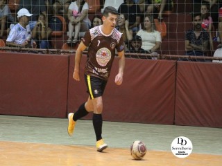 
<a style='margin-left: 5px;' class='btn btn-xs btn-social btn-facebook' href='https://www.facebook.com/sharer/sharer.php?u=https://www.boladovale.com.br/imgs/800-800-90/conteudo/fotos/1791/img2624.jpg' rel='popup' data-width='500' data-height='400'><i class='fa fa-facebook'></i>Compartilhar <span class='hidden-xs'>no Facebook</span>
</a> 
<a class='btn btn-default btn-xs' target='_blank' href='imgs/800-800-90/conteudo/fotos/1791/img2624.jpg'>
<span class='glyphicon glyphicon-cloud-download'></span> Salvar
</a> 
<span></span>