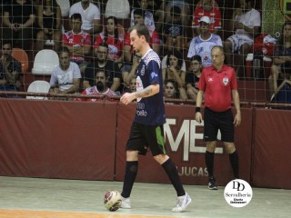 
<a style='margin-left: 5px;' class='btn btn-xs btn-social btn-facebook' href='https://www.facebook.com/sharer/sharer.php?u=https://www.boladovale.com.br/imgs/800-800-90/conteudo/fotos/1791/img2633.jpg' rel='popup' data-width='500' data-height='400'><i class='fa fa-facebook'></i>Compartilhar <span class='hidden-xs'>no Facebook</span>
</a> 
<a class='btn btn-default btn-xs' target='_blank' href='imgs/800-800-90/conteudo/fotos/1791/img2633.jpg'>
<span class='glyphicon glyphicon-cloud-download'></span> Salvar
</a> 
<span></span>