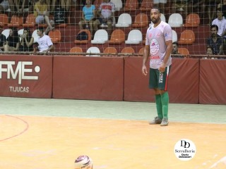 
<a style='margin-left: 5px;' class='btn btn-xs btn-social btn-facebook' href='https://www.facebook.com/sharer/sharer.php?u=https://www.boladovale.com.br/imgs/800-800-90/conteudo/fotos/1792/img3903.jpg' rel='popup' data-width='500' data-height='400'><i class='fa fa-facebook'></i>Compartilhar <span class='hidden-xs'>no Facebook</span>
</a> 
<a class='btn btn-default btn-xs' target='_blank' href='imgs/800-800-90/conteudo/fotos/1792/img3903.jpg'>
<span class='glyphicon glyphicon-cloud-download'></span> Salvar
</a> 
<span></span>