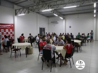 
<a style='margin-left: 5px;' class='btn btn-xs btn-social btn-facebook' href='https://www.facebook.com/sharer/sharer.php?u=https://www.boladovale.com.br/imgs/800-800-90/conteudo/fotos/1794/img3759.jpg' rel='popup' data-width='500' data-height='400'><i class='fa fa-facebook'></i>Compartilhar <span class='hidden-xs'>no Facebook</span>
</a> 
<a class='btn btn-default btn-xs' target='_blank' href='imgs/800-800-90/conteudo/fotos/1794/img3759.jpg'>
<span class='glyphicon glyphicon-cloud-download'></span> Salvar
</a> 
<span></span>