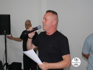 
<a style='margin-left: 5px;' class='btn btn-xs btn-social btn-facebook' href='https://www.facebook.com/sharer/sharer.php?u=https://www.boladovale.com.br/imgs/800-800-90/conteudo/fotos/1794/img3772.jpg' rel='popup' data-width='500' data-height='400'><i class='fa fa-facebook'></i>Compartilhar <span class='hidden-xs'>no Facebook</span>
</a> 
<a class='btn btn-default btn-xs' target='_blank' href='imgs/800-800-90/conteudo/fotos/1794/img3772.jpg'>
<span class='glyphicon glyphicon-cloud-download'></span> Salvar
</a> 
<span></span>