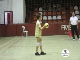 
<a style='margin-left: 5px;' class='btn btn-xs btn-social btn-facebook' href='https://www.facebook.com/sharer/sharer.php?u=https://www.boladovale.com.br/imgs/800-800-90/conteudo/fotos/1795/img2845.jpg' rel='popup' data-width='500' data-height='400'><i class='fa fa-facebook'></i>Compartilhar <span class='hidden-xs'>no Facebook</span>
</a> 
<a class='btn btn-default btn-xs' target='_blank' href='imgs/800-800-90/conteudo/fotos/1795/img2845.jpg'>
<span class='glyphicon glyphicon-cloud-download'></span> Salvar
</a> 
<span></span>