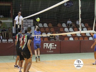
<a style='margin-left: 5px;' class='btn btn-xs btn-social btn-facebook' href='https://www.facebook.com/sharer/sharer.php?u=https://www.boladovale.com.br/imgs/800-800-90/conteudo/fotos/1795/img3040.jpg' rel='popup' data-width='500' data-height='400'><i class='fa fa-facebook'></i>Compartilhar <span class='hidden-xs'>no Facebook</span>
</a> 
<a class='btn btn-default btn-xs' target='_blank' href='imgs/800-800-90/conteudo/fotos/1795/img3040.jpg'>
<span class='glyphicon glyphicon-cloud-download'></span> Salvar
</a> 
<span></span>