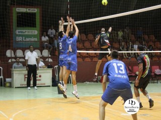 
<a style='margin-left: 5px;' class='btn btn-xs btn-social btn-facebook' href='https://www.facebook.com/sharer/sharer.php?u=https://www.boladovale.com.br/imgs/800-800-90/conteudo/fotos/1795/img3100.jpg' rel='popup' data-width='500' data-height='400'><i class='fa fa-facebook'></i>Compartilhar <span class='hidden-xs'>no Facebook</span>
</a> 
<a class='btn btn-default btn-xs' target='_blank' href='imgs/800-800-90/conteudo/fotos/1795/img3100.jpg'>
<span class='glyphicon glyphicon-cloud-download'></span> Salvar
</a> 
<span></span>