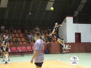 
<a style='margin-left: 5px;' class='btn btn-xs btn-social btn-facebook' href='https://www.facebook.com/sharer/sharer.php?u=https://www.boladovale.com.br/imgs/800-800-90/conteudo/fotos/1795/img3122.jpg' rel='popup' data-width='500' data-height='400'><i class='fa fa-facebook'></i>Compartilhar <span class='hidden-xs'>no Facebook</span>
</a> 
<a class='btn btn-default btn-xs' target='_blank' href='imgs/800-800-90/conteudo/fotos/1795/img3122.jpg'>
<span class='glyphicon glyphicon-cloud-download'></span> Salvar
</a> 
<span></span>