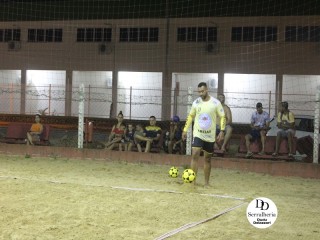 
<a style='margin-left: 5px;' class='btn btn-xs btn-social btn-facebook' href='https://www.facebook.com/sharer/sharer.php?u=https://www.boladovale.com.br/imgs/800-800-90/conteudo/fotos/1796/img2702.jpg' rel='popup' data-width='500' data-height='400'><i class='fa fa-facebook'></i>Compartilhar <span class='hidden-xs'>no Facebook</span>
</a> 
<a class='btn btn-default btn-xs' target='_blank' href='imgs/800-800-90/conteudo/fotos/1796/img2702.jpg'>
<span class='glyphicon glyphicon-cloud-download'></span> Salvar
</a> 
<span></span>