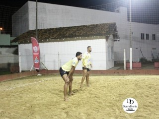 
<a style='margin-left: 5px;' class='btn btn-xs btn-social btn-facebook' href='https://www.facebook.com/sharer/sharer.php?u=https://www.boladovale.com.br/imgs/800-800-90/conteudo/fotos/1796/img2722.jpg' rel='popup' data-width='500' data-height='400'><i class='fa fa-facebook'></i>Compartilhar <span class='hidden-xs'>no Facebook</span>
</a> 
<a class='btn btn-default btn-xs' target='_blank' href='imgs/800-800-90/conteudo/fotos/1796/img2722.jpg'>
<span class='glyphicon glyphicon-cloud-download'></span> Salvar
</a> 
<span></span>