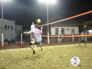 
<a style='margin-left: 5px;' class='btn btn-xs btn-social btn-facebook' href='https://www.facebook.com/sharer/sharer.php?u=https://www.boladovale.com.br/imgs/800-800-90/conteudo/fotos/1796/img2983.jpg' rel='popup' data-width='500' data-height='400'><i class='fa fa-facebook'></i>Compartilhar <span class='hidden-xs'>no Facebook</span>
</a> 
<a class='btn btn-default btn-xs' target='_blank' href='imgs/800-800-90/conteudo/fotos/1796/img2983.jpg'>
<span class='glyphicon glyphicon-cloud-download'></span> Salvar
</a> 
<span></span>
