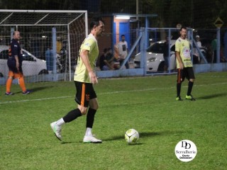 
<a style='margin-left: 5px;' class='btn btn-xs btn-social btn-facebook' href='https://www.facebook.com/sharer/sharer.php?u=https://www.boladovale.com.br/imgs/800-800-90/conteudo/fotos/1797/img3957.jpg' rel='popup' data-width='500' data-height='400'><i class='fa fa-facebook'></i>Compartilhar <span class='hidden-xs'>no Facebook</span>
</a> 
<a class='btn btn-default btn-xs' target='_blank' href='imgs/800-800-90/conteudo/fotos/1797/img3957.jpg'>
<span class='glyphicon glyphicon-cloud-download'></span> Salvar
</a> 
<span></span>