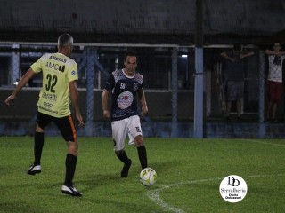 
<a style='margin-left: 5px;' class='btn btn-xs btn-social btn-facebook' href='https://www.facebook.com/sharer/sharer.php?u=https://www.boladovale.com.br/imgs/800-800-90/conteudo/fotos/1797/img3990.jpg' rel='popup' data-width='500' data-height='400'><i class='fa fa-facebook'></i>Compartilhar <span class='hidden-xs'>no Facebook</span>
</a> 
<a class='btn btn-default btn-xs' target='_blank' href='imgs/800-800-90/conteudo/fotos/1797/img3990.jpg'>
<span class='glyphicon glyphicon-cloud-download'></span> Salvar
</a> 
<span></span>