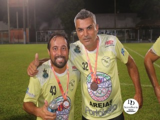 
<a style='margin-left: 5px;' class='btn btn-xs btn-social btn-facebook' href='https://www.facebook.com/sharer/sharer.php?u=https://www.boladovale.com.br/imgs/800-800-90/conteudo/fotos/1797/img4012.jpg' rel='popup' data-width='500' data-height='400'><i class='fa fa-facebook'></i>Compartilhar <span class='hidden-xs'>no Facebook</span>
</a> 
<a class='btn btn-default btn-xs' target='_blank' href='imgs/800-800-90/conteudo/fotos/1797/img4012.jpg'>
<span class='glyphicon glyphicon-cloud-download'></span> Salvar
</a> 
<span></span>