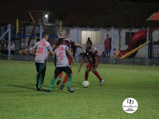 
<a style='margin-left: 5px;' class='btn btn-xs btn-social btn-facebook' href='https://www.facebook.com/sharer/sharer.php?u=https://www.boladovale.com.br/imgs/800-800-90/conteudo/fotos/1798/img4023.jpg' rel='popup' data-width='500' data-height='400'><i class='fa fa-facebook'></i>Compartilhar <span class='hidden-xs'>no Facebook</span>
</a> 
<a class='btn btn-default btn-xs' target='_blank' href='imgs/800-800-90/conteudo/fotos/1798/img4023.jpg'>
<span class='glyphicon glyphicon-cloud-download'></span> Salvar
</a> 
<span></span>