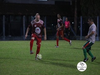 
<a style='margin-left: 5px;' class='btn btn-xs btn-social btn-facebook' href='https://www.facebook.com/sharer/sharer.php?u=https://www.boladovale.com.br/imgs/800-800-90/conteudo/fotos/1798/img4089.jpg' rel='popup' data-width='500' data-height='400'><i class='fa fa-facebook'></i>Compartilhar <span class='hidden-xs'>no Facebook</span>
</a> 
<a class='btn btn-default btn-xs' target='_blank' href='imgs/800-800-90/conteudo/fotos/1798/img4089.jpg'>
<span class='glyphicon glyphicon-cloud-download'></span> Salvar
</a> 
<span></span>